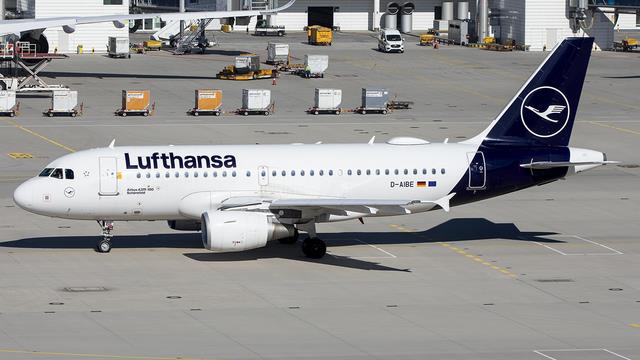 D-AIBE:Airbus A319:Lufthansa